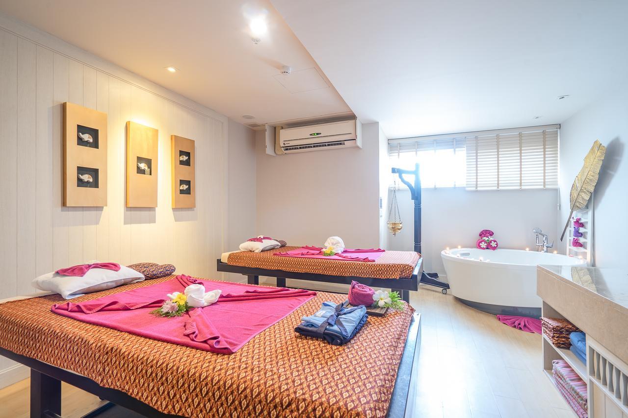 Patong Ramada By Wyndham Phuket Deevana מראה חיצוני תמונה